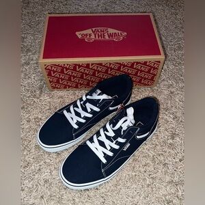 NIB!! Vans Seldan Shoes - Women’s Sz 8.5/Youth Sz 7